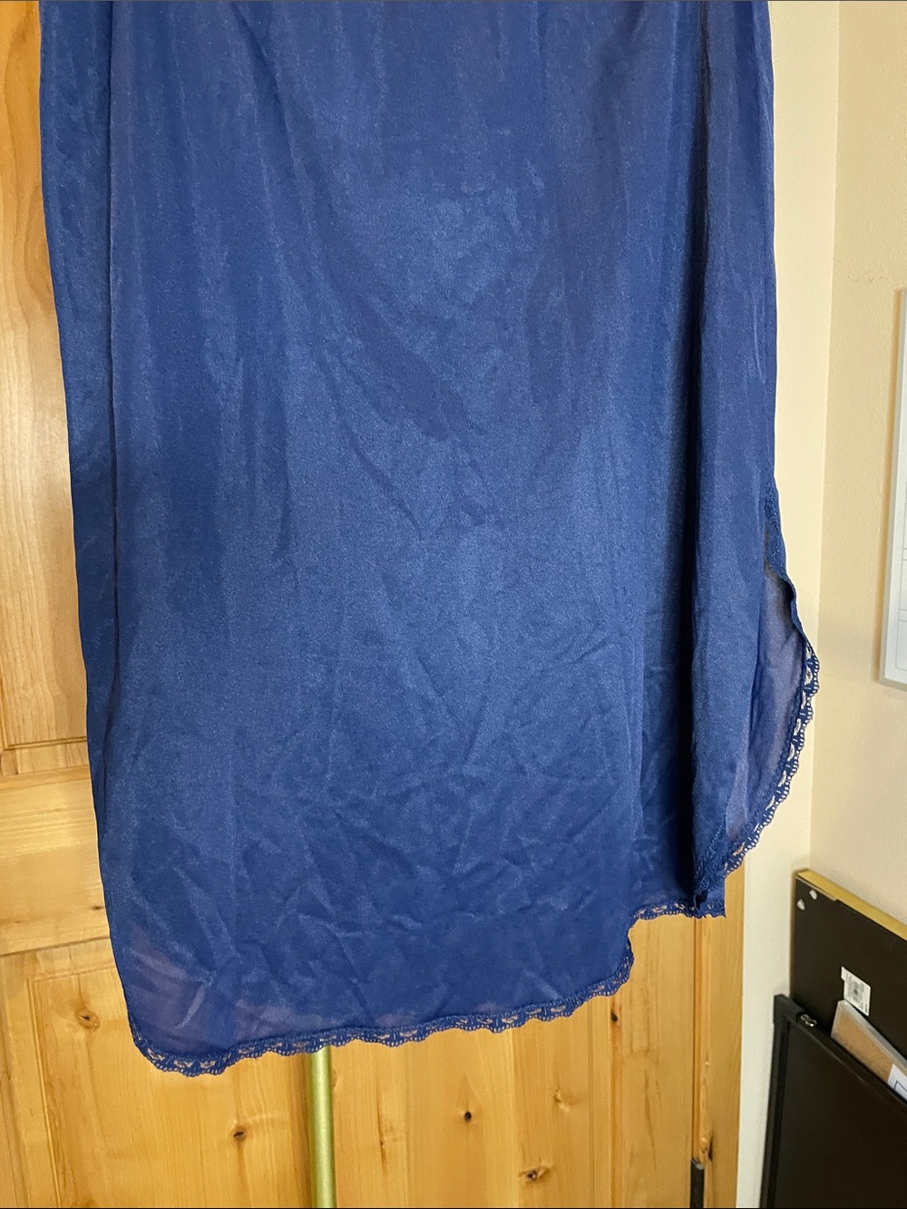Classic Navy Slip Skirt - Women's Lightweight Layer Size S - Picture 8 of 12